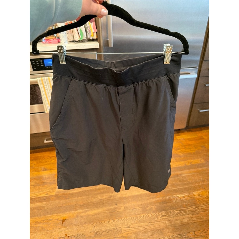 Alo black men's athletic shorts small